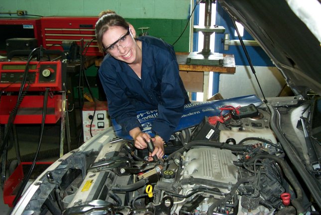 Women in the Automotive Technician Service Program
