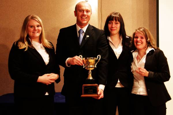 Rainmakers take top prize in Business Case competition